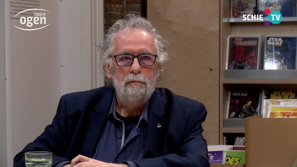 Schrijver Josua Ossendrijver werd als kind van een Joods gezin geboren op een onderduikadres
