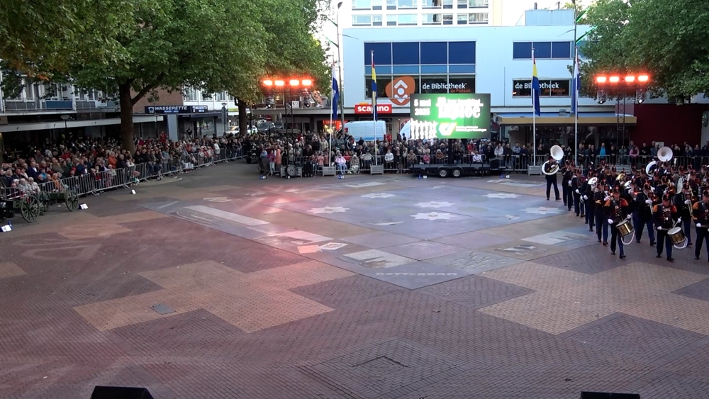De taptoe, waarvoor de snuffelmarkt moest wijken