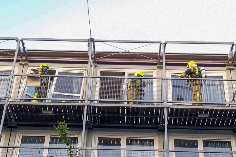 Brand na explosie in containerwoning District U