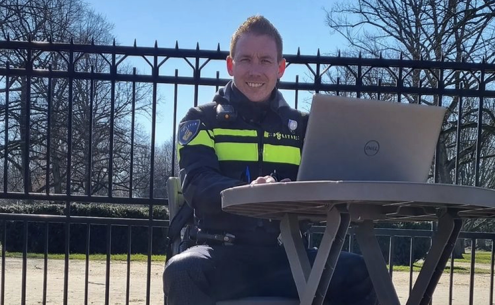 Wijkagent houdt eigen wijktafel in West