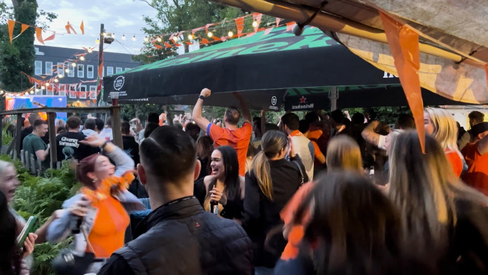 Vlaardingse horeca mag open in de nacht tijdens WK-wedstrijden Nederlands Elftal