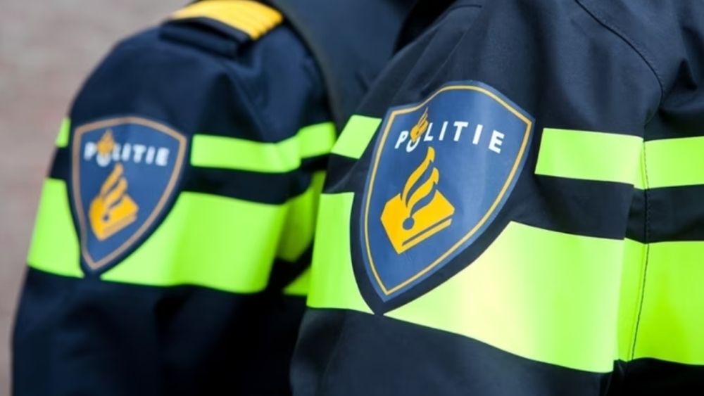 Politie houdt 30-jarige Schiedammer aan voor vechtpartij McDonald’s Coolsingel