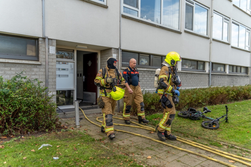 Brand in kelderbox aan Burgemeester van Haarenlaan in Schiedam