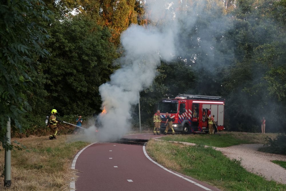 Hooibaal in brand gestoken, dit keer in Vlaardingen