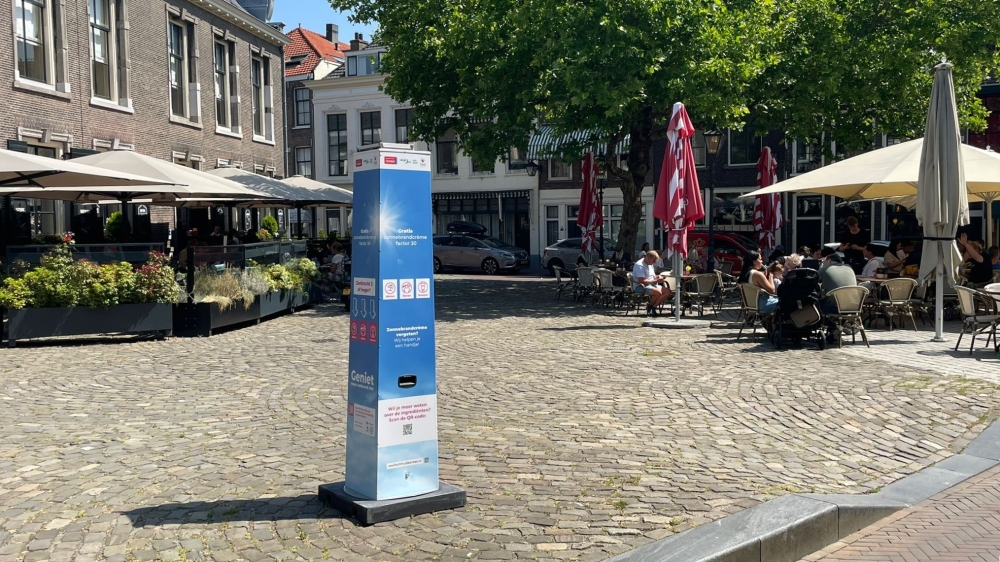De smeerpaal op de Grote Markt in Schiedam
