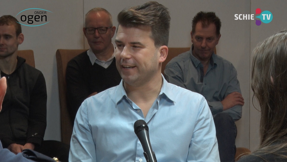 Bastiaan Uijl is de nieuwe dirigent van Sint Radboud