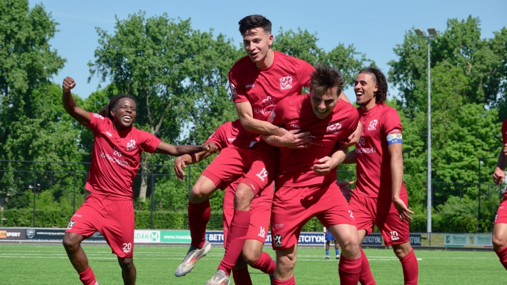 Zwaluwen heeft titel binnen handbereik na overwinning in Ridderkerk