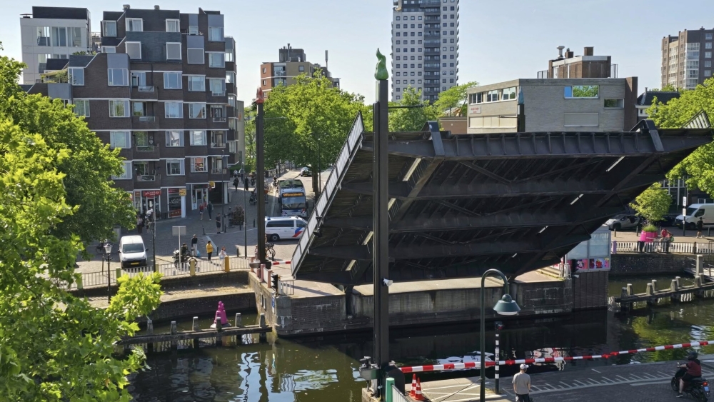 Oude Havenbrug weer toegankelijk na storing van bijna drie uur