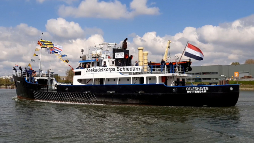 Zeekadetkorps Schiedam heeft Koninklijke Erepenning gekregen
