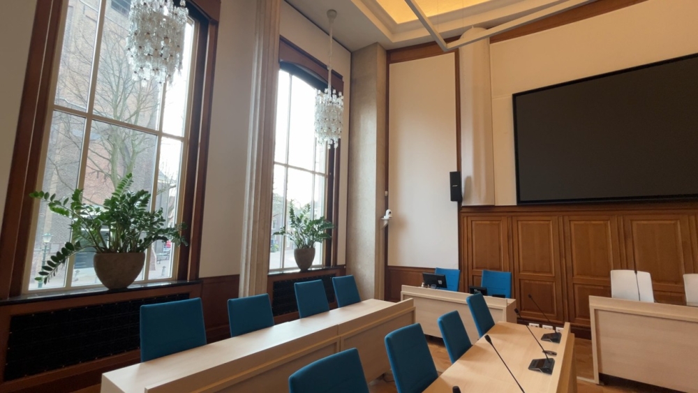 Niet-formerende partijen dwingen debat af over verkenning: ‘Het is al te lang stil’