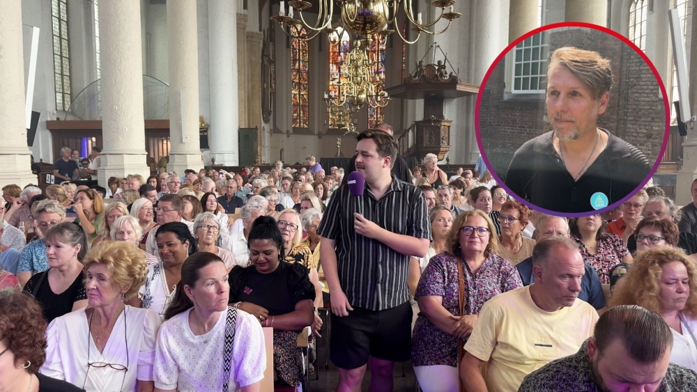 Sint Janskerk vol Jannen: ‘Ik kom voor Jan Dulles van 3J’s’