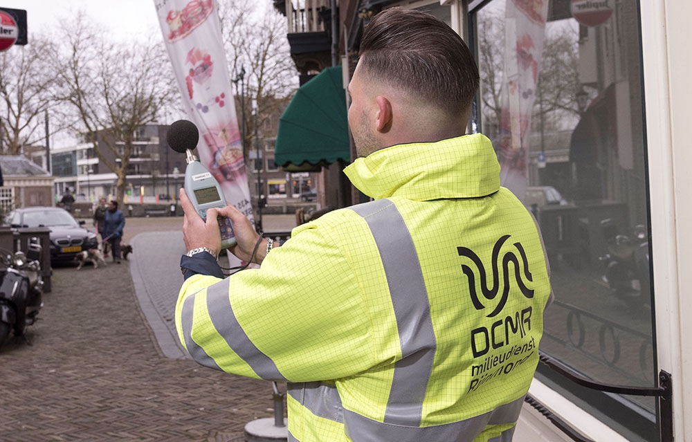 Tientallen meldingen geluidsoverlast uit Schiedam