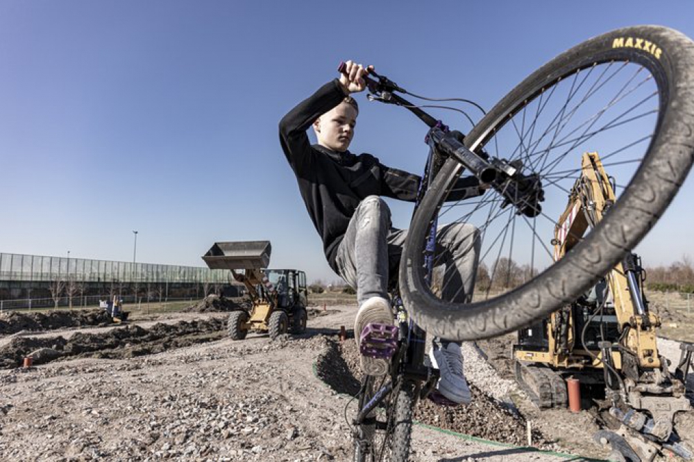 Gemeente legt &#039;Pumptrack&#039; aan op Sportpark Willem-Alexander