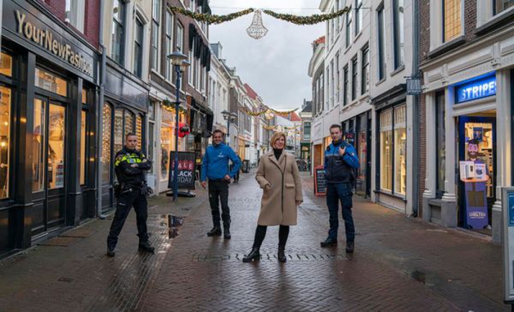 Handen ineen voor het Donkere Dagen Offensief