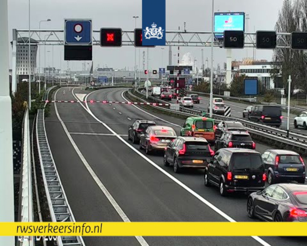 Beneluxtunnel dicht door ongeval