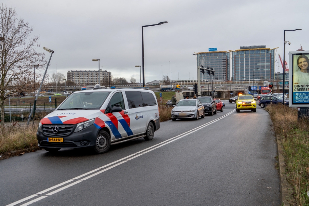 Opnieuw raak onder aan afrit A4: ongeval tussen twee auto’s