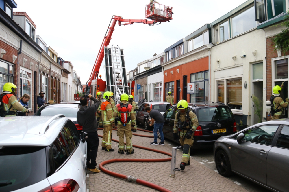 Flinke brand op zolder in Villastraat