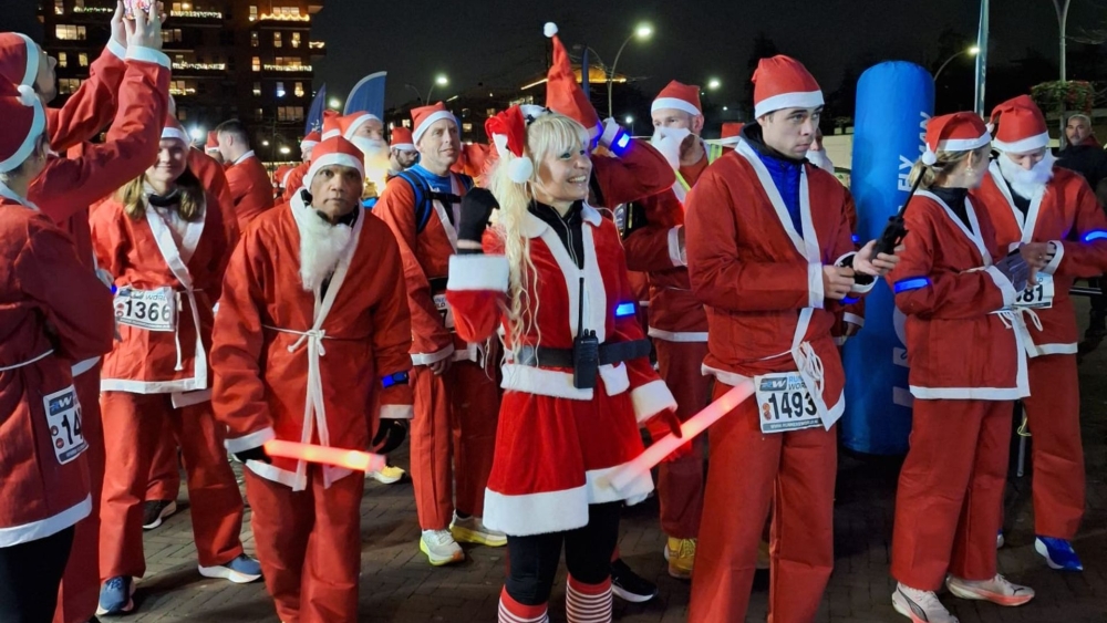 Al meer dan 200 aanmeldingen voor kerstmannenloop: 'Iedereen krijgt een pak'