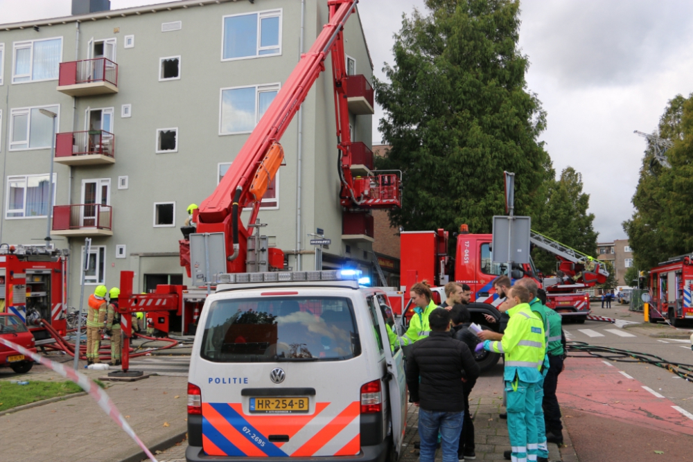 Hennepkwekerij ontdekt bij grote brand Lorentzlaan