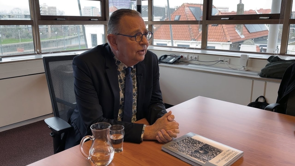 Oud-burgemeester Jules Bijl volgt Foort van Oosten op als voorzitter Jenevermuseum