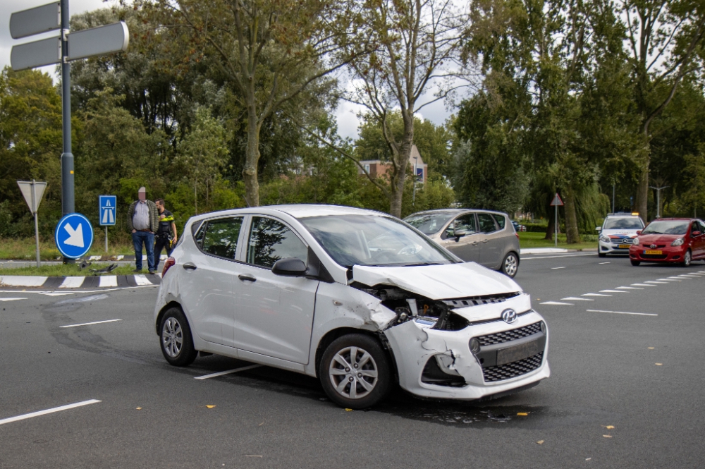 Aanrijding op Hargalaan, net onderaan de afrit van de A4