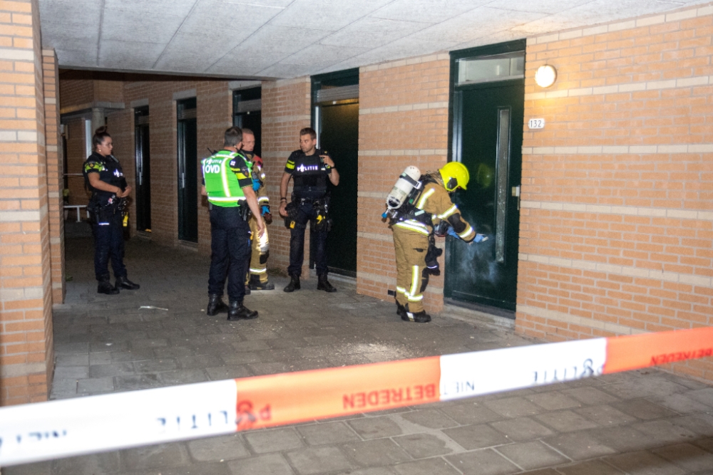 Explosie in Schiedam: voordeur beschadigd