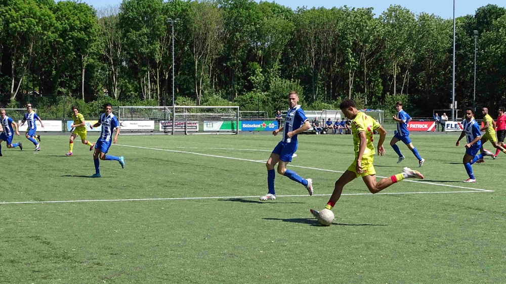 Victoria'04 delft het onderspit tegen SVS
