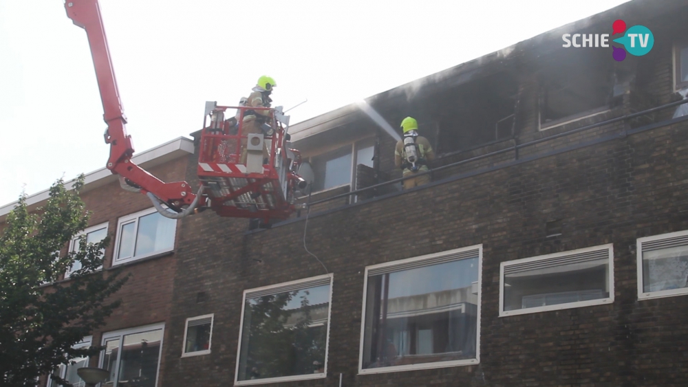 Flinke schade bij brand Newtonstraat