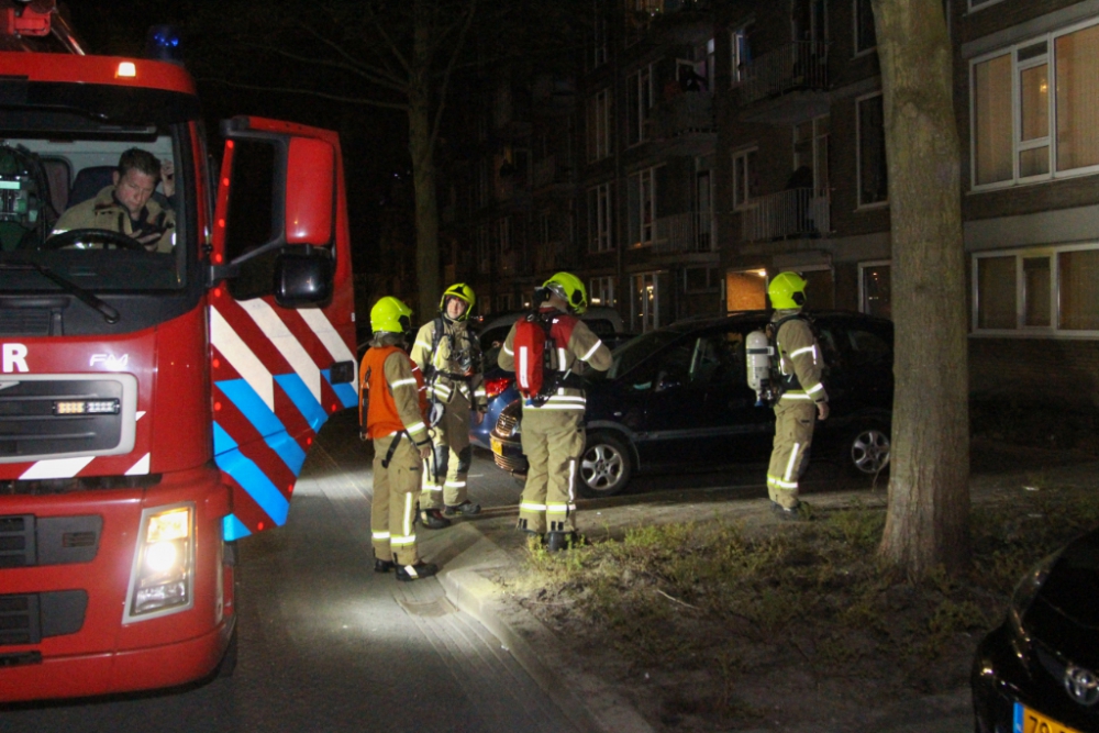 Brandweer rukt uit voor balkonbrand