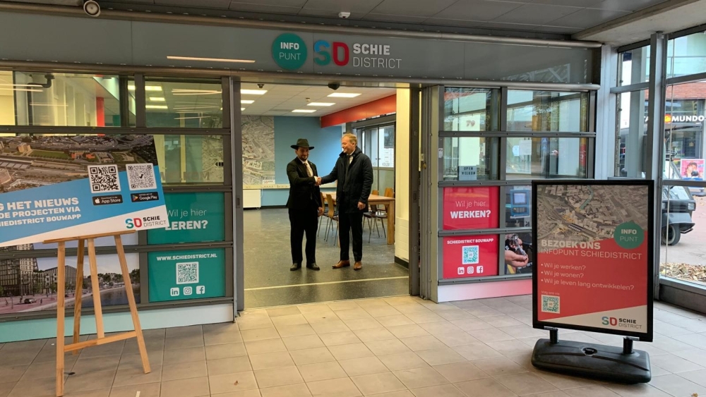 Infopunt over ontwikkelingen SchieDistrict geopend in station Schiedam Centrum
