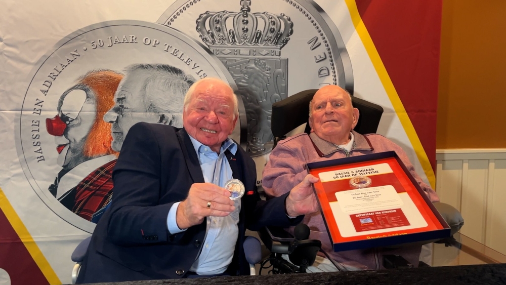 Bassie en Adriaan krijgen herdenkingsmunt: ‘Alles is voor Bassie!’