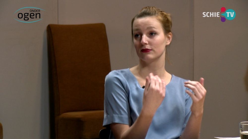 Psycholoog Iris Bergwerff coacht mensen door deze (voor hen) zware corona tijd heen