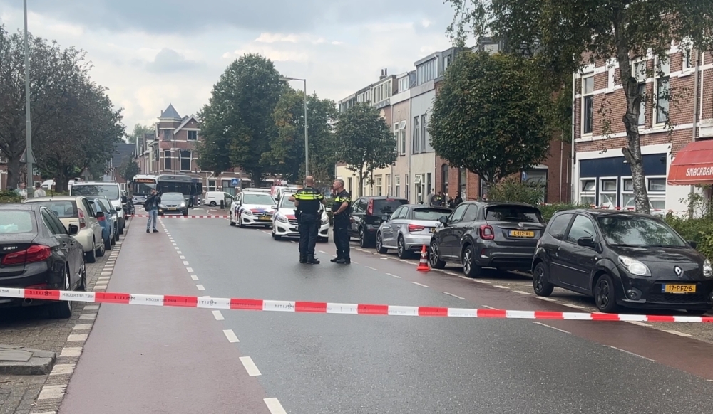 Auto in De Gorzen beschoten, daders nog op de vlucht