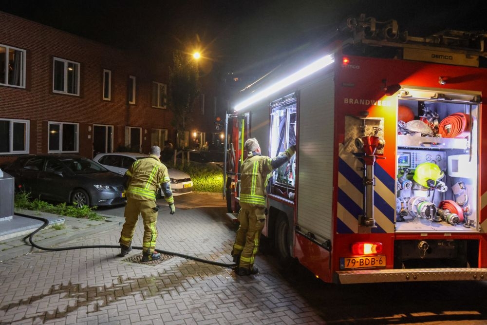 Brand in woning mogelijk aangestoken: bewoners mogen huis niet meer in