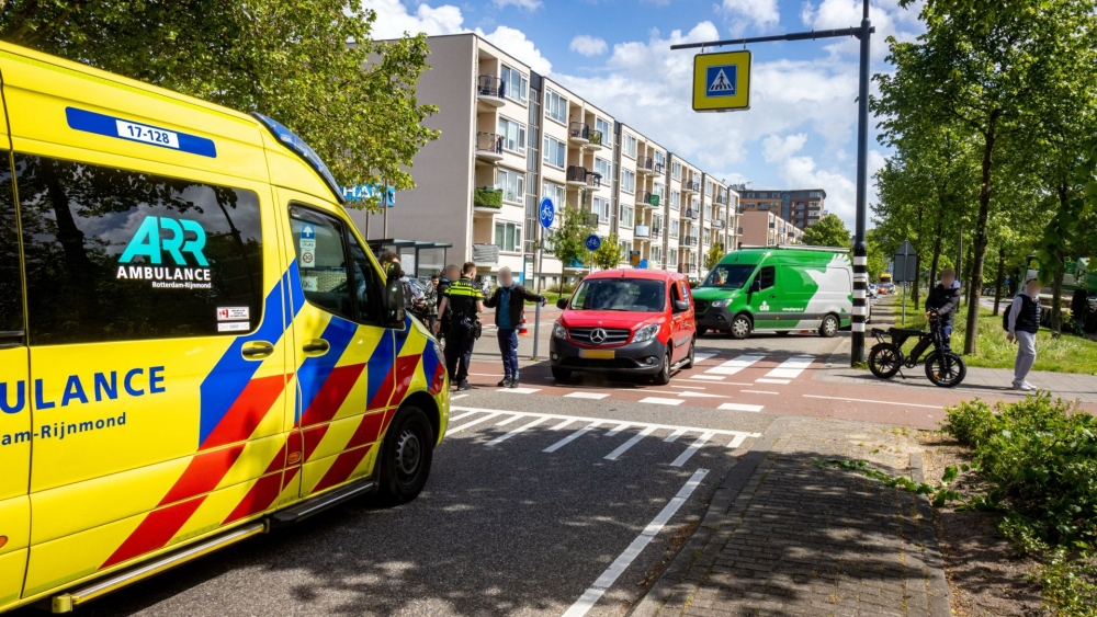 Twee meisjes op fatbike aangereden bij oversteken rotonde Nieuwlandplein