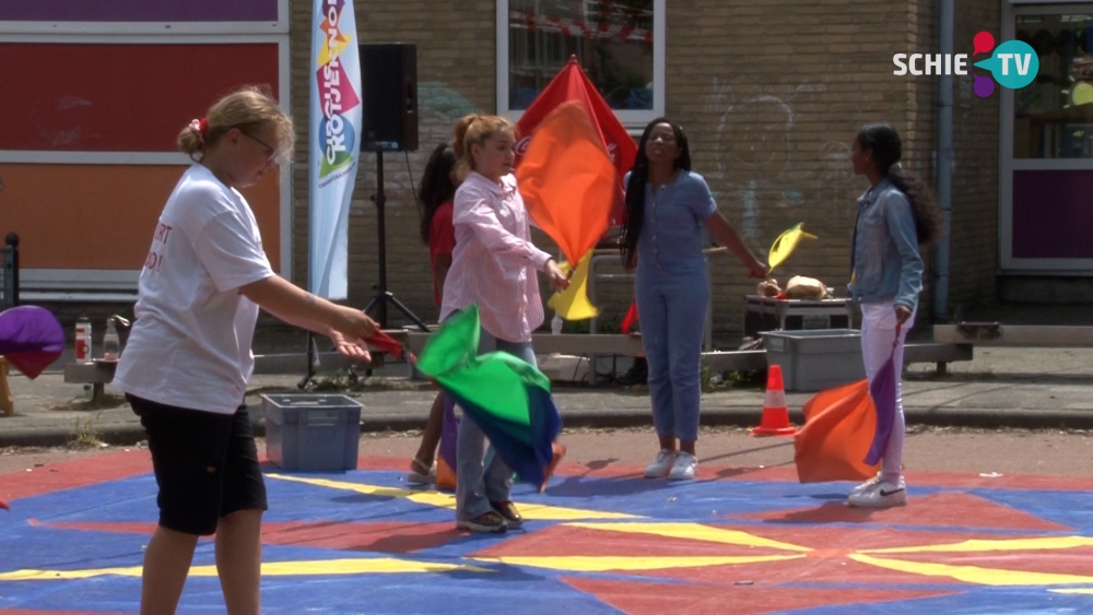 &quot;Dit is echt de allereerste keer en het valt goed in de smaak&quot;: circusles op de basisschool