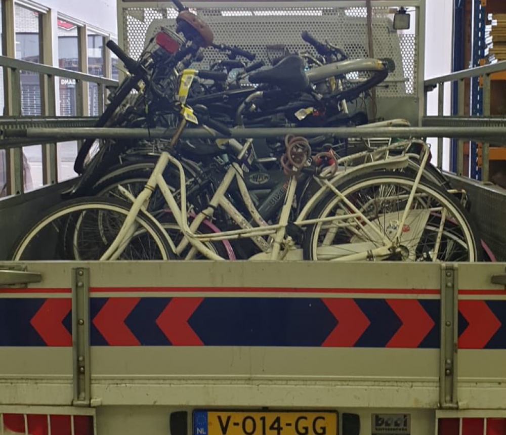 Handhaving stort zich op weesfietsen Nieuwland