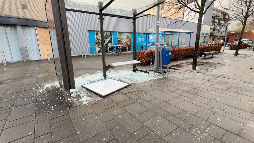 ‘Dit gaat veel te ver’: Vlaardingers reageren op geweld en vernielingen rond supermarkt