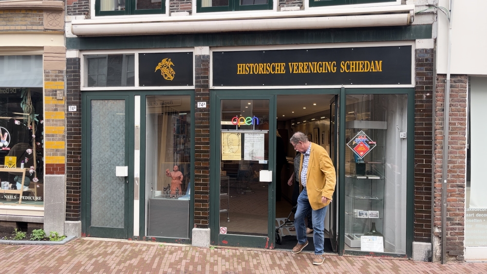 ‘We hebben altijd wat te doen’: Historische Vereniging Schiedam bestaat vijftig jaar