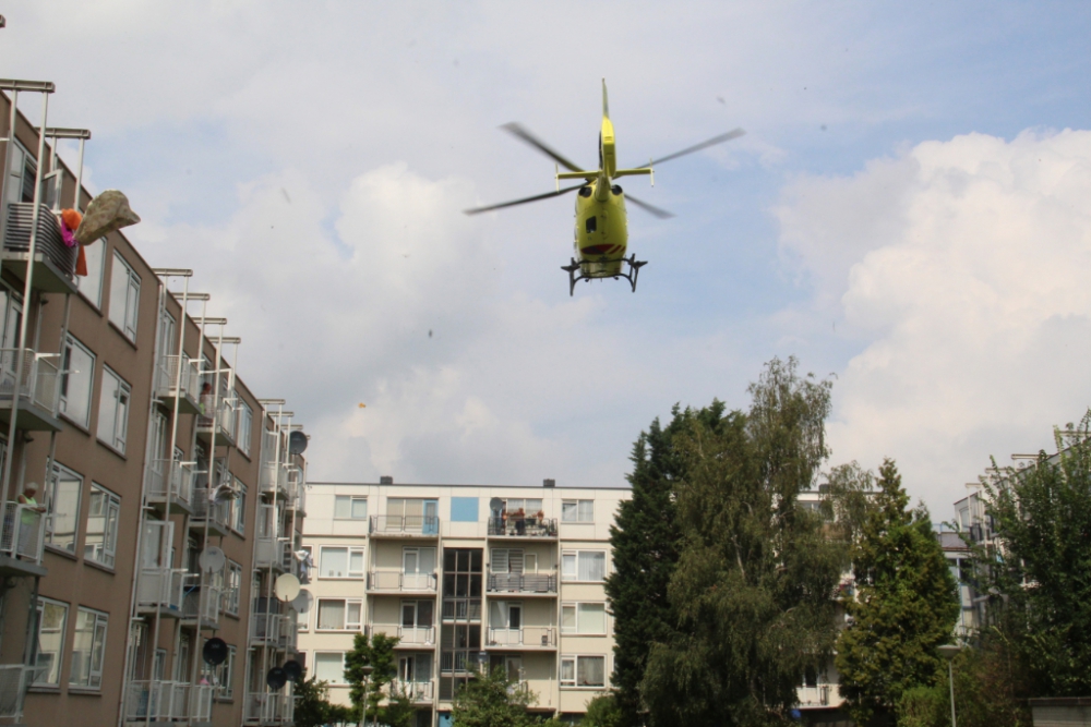 Traumahelikopter landt in Nieuwland