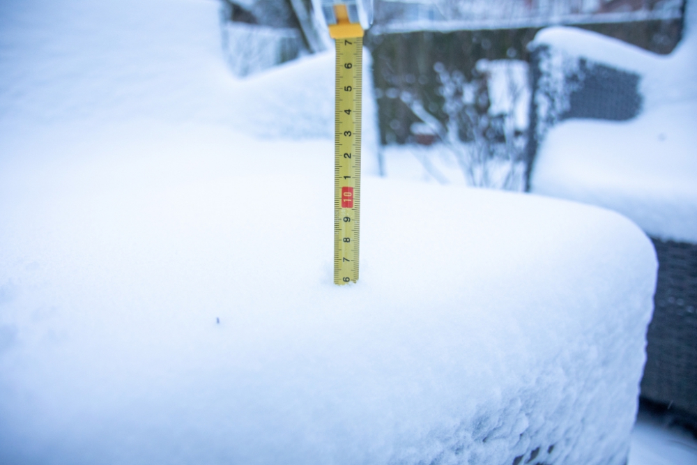 Eerste officiële sneeuwstorm in Nederland sinds 2010, bij ons windkracht zes