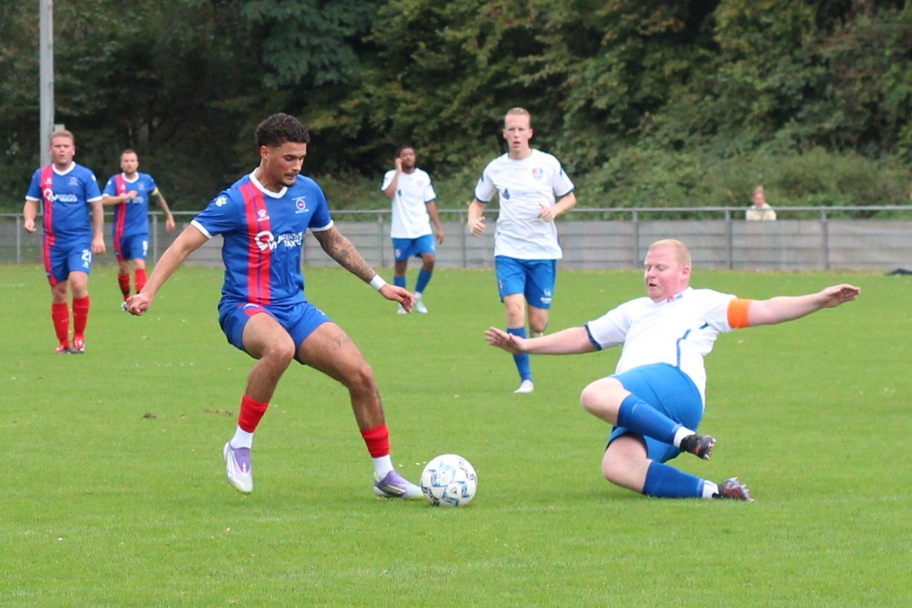 Speler van CION opgeroepen voor nationaal elftal: ‘Ik probeer wat extra te trainen’