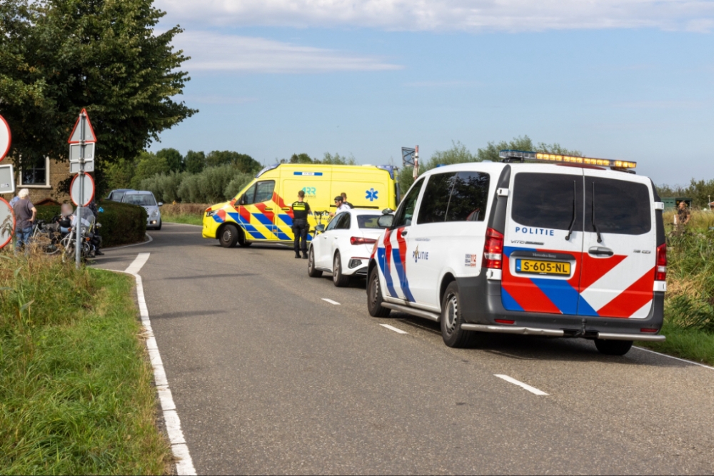 Fietser raakt gewond bij aanrijding met motorrijder