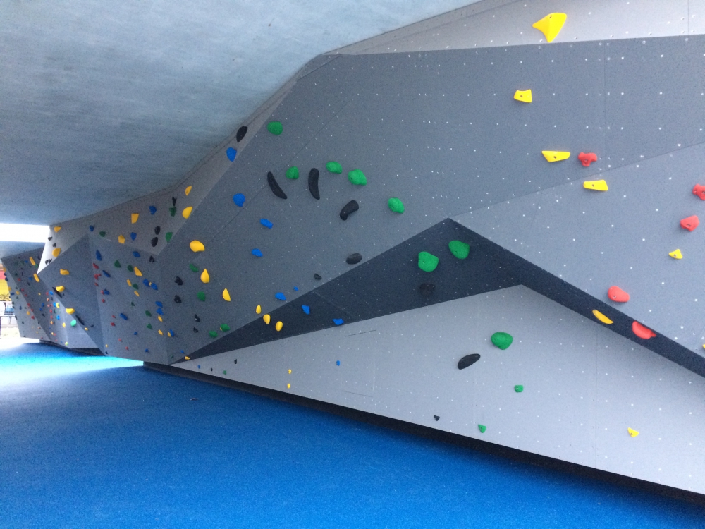 Donderdag opening boulderwand bij spoorviaduct Schiedam Centrum