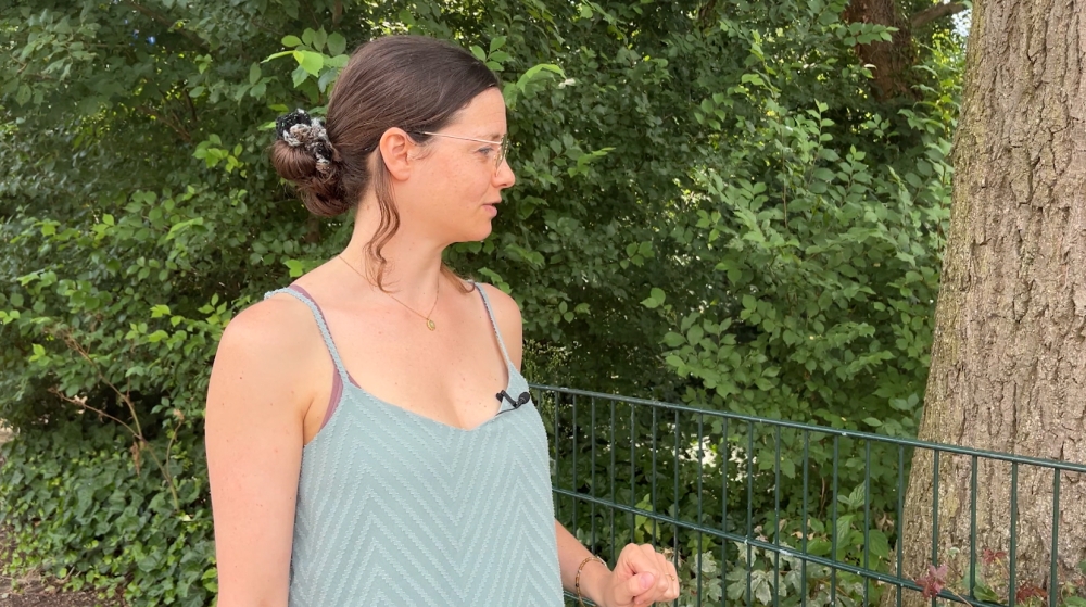 Claire had anderhalve maand last van eikenprocessierups: ‘We durfden er niet langs’