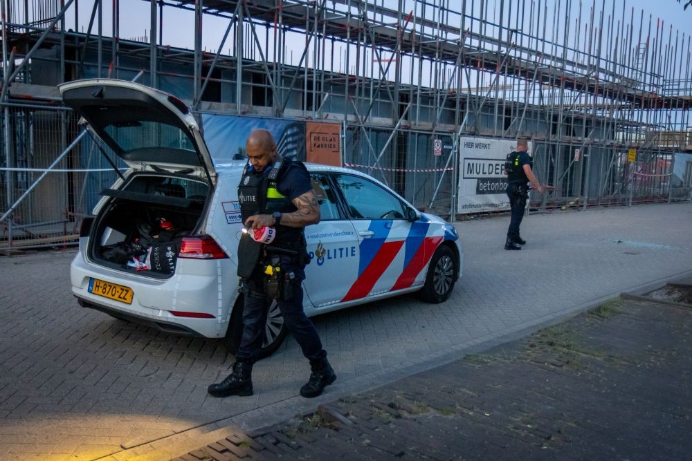 'Negen keer geschoten' op Buitenhavenweg, slachtoffer loopt schampschot op