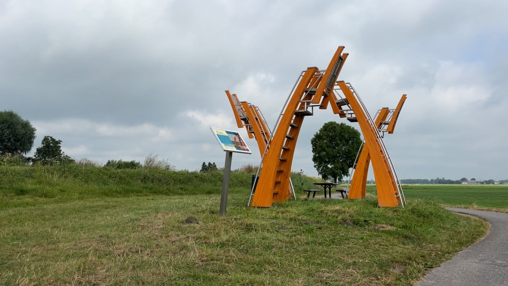 Eindelijk! ‘Hoge stoelen’ na anderhalf jaar weer terug langs de Vaart