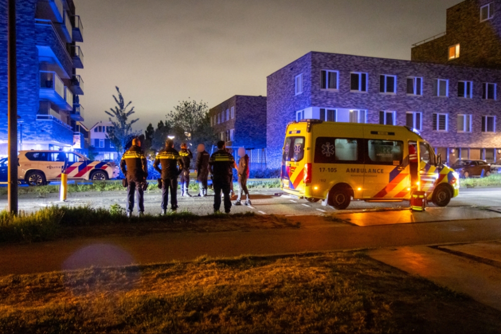 Man ernstig gewond door steekpartij in Westwijk, twee verdachten aangehouden