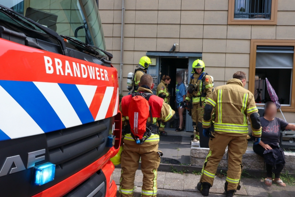Elektrische step in woning in Tuindorp vliegt in brand