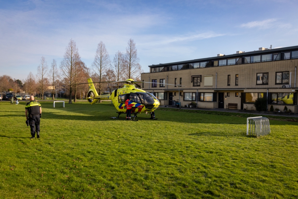 Traumahelikopter ingezet voor medische noodsituatie in Vlaardingen